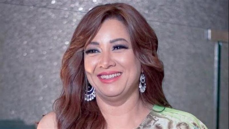 الفنانة انتصار، فيتو