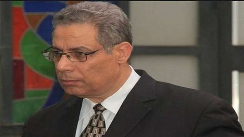 الكاتب الصحفي سيد