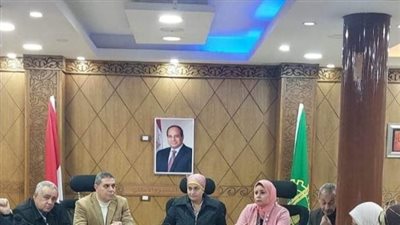  وكيل تعليم القليوبية تترأس غرفة عمليات امتحان الهندسة للإعدادية 