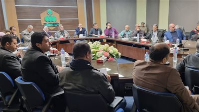 ورشة عمل لمستثمري العاشر والبنك الأوروبي لتوفير برامج تمويلية للمصانع