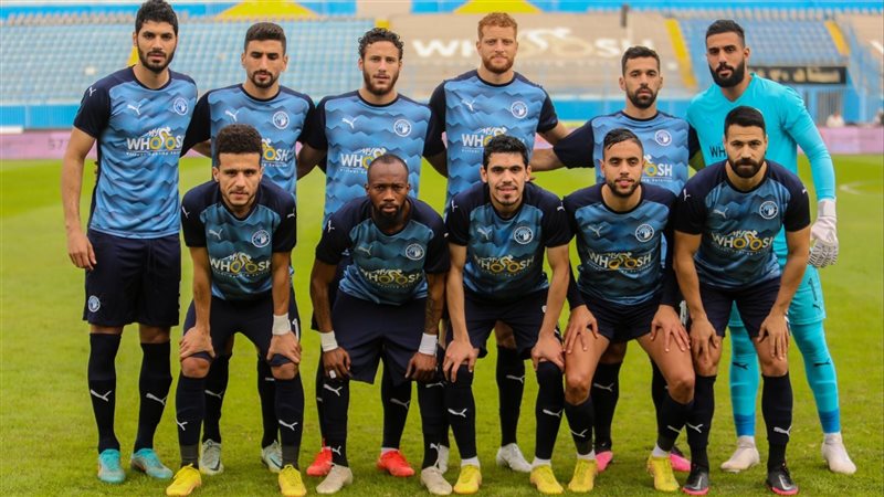 فريق بيراميدز، فيتو