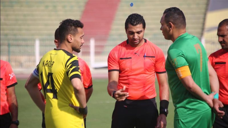 دوري القسم الثاني،فيتو