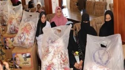 توزيع هدايا على الفتيات المقبلات على الزواج بمناسبة عيد الشرطة الـ 71