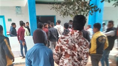 79 ألف طالب وطالبة بالإعدادية بأسيوط يختتمون امتحانات التيرم الأول بالعلوم (فيديو )