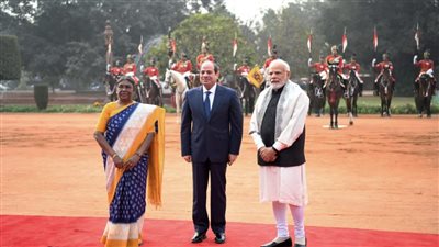  استقبال حافل للرئيس السيسي بقصر حيدر آباد في نيودلهي (صور)