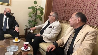 مساعد وزير الخارجية للشئون القنصلية يلتقي ممثلي اتحاد المصريين بالخارج