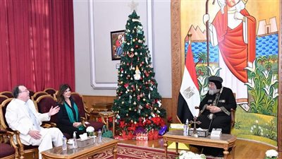 البابا يستقبل أنطوان وديع الصافي ورئيسة القوى الناعمة للإنتاج