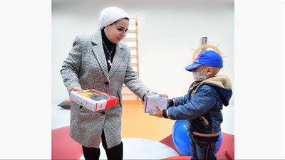 تفاصيل زيارة قرينة الرئيس السيسي لمستشفى شفاء الأورمان لعلاج سرطان الأطفال (صور) 