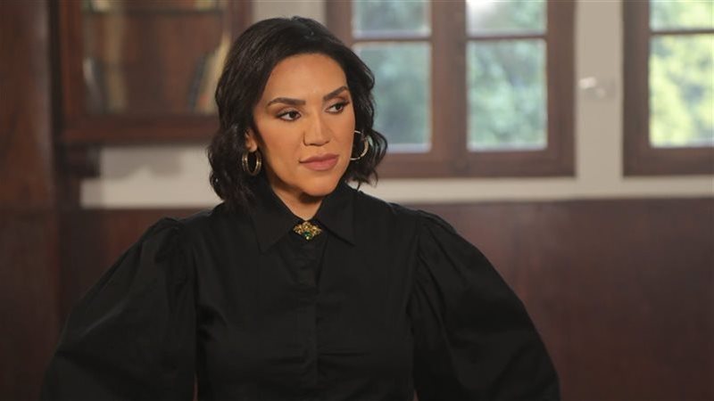 مي فاروق، فيتو 