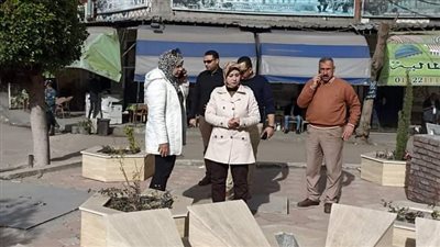 جولة تفقدية للمهندسة نهى خليفة رئيس حي الجمرك بالإسكندرية للوقوف على حال الشارع