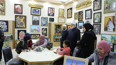 الضويني وعياد يتفقدان جناح الأزهر بمعرض القاهرة للكتاب