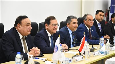 وزير البترول يبحث مع نظيره الأردني استراتيجية تأمين مصادر الطاقة بين البلدين