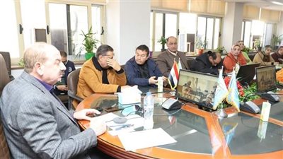 صرف إسكندرية تجتمع مع الجهاز التنفيذي لدراسة رفع كفاءة المنظومة بغرب المحافظة