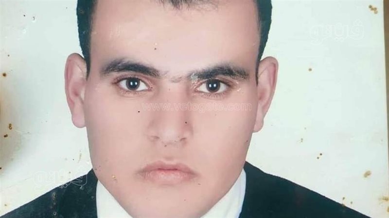 وفاة اب حزنا على