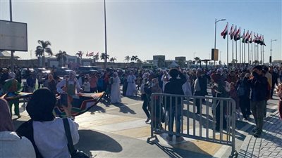 احتفالات بالتنورة داخل معرض القاهرة الدولي للكتاب