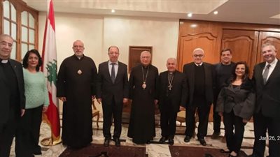 بطريرك الروم الكاثوليك يلتقي السفير اللبناني بمصر