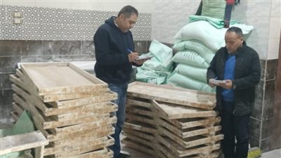 التحفظ علي 5 أطنان دقيق مدعم في حملة تموينية على مخابز ميت غمر في الدقهلية