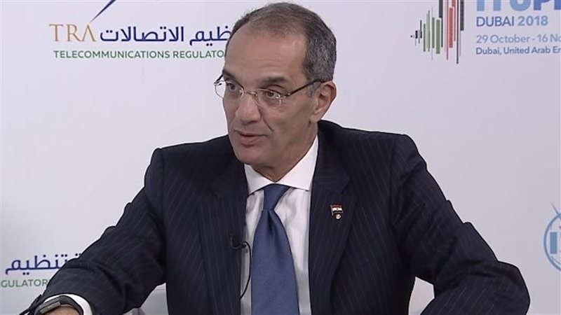 الدكتور عمرو طلعت