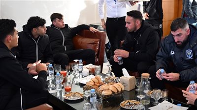 كأس العالم للأندية، أوكلاند أول الفرق وصولًا إلى المغرب