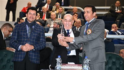 وزير الشباب والرياضة يفتتح بطولة الدوري العالمي للكاراتيه (صور)