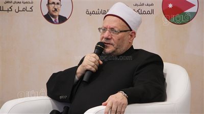 انطلاق ندوة لـ مفتي الجمهورية بمعرض الكتاب وسط حضور كوكبة من علماء وطلاب الأزهر