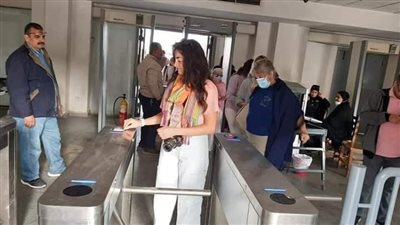 6 صور ترصد أعمال تطوير خدمات السائحين بمنطقة آثار الأهرامات