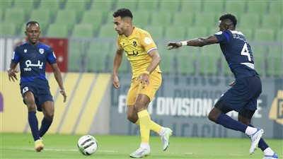  أوباما يسجل هدفين في أول مشاركة مع الحزم أمام جدة بالدوري السعودي (فيديو)