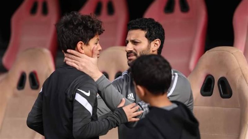 محمد الشناوي ونجلاه،
