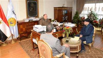 تشكيل 500 فرقة لحملة التطعيم ضد كورونا في أسيوط 