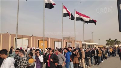 معرض الكتاب يكسر التوقعات في يومه الثالث بإجمالي زيارات يتجاوز النصف مليون