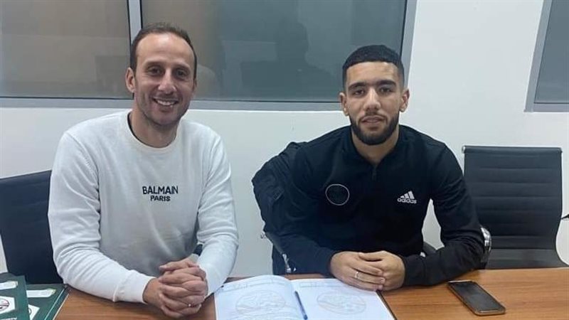 أحمد قندوسي لاعب