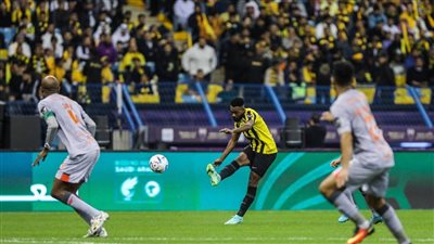 اتحاد جدة بطلا للسوبر السعودي على حساب الفيحاء، بمشاركة حجازي وطارق حامد 