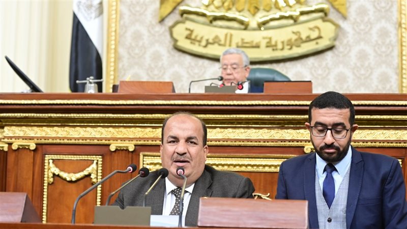 مناقشة انضمام مصر