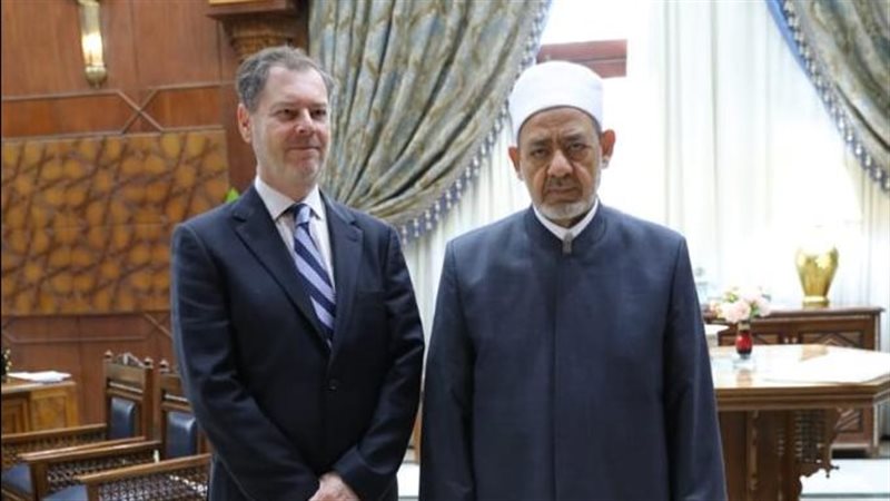 شيخ الأزهر وسفير