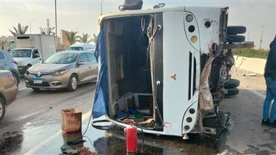 إصابة 5 بانقلاب أتوبيس في عين شمس