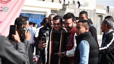 أحمد يونس يلتقي جمهوره في معرض الكتاب (فيديو)