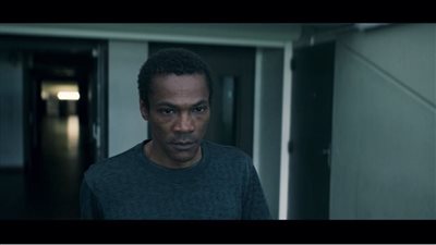 وفاة الممثل الفرنسى أداما نياني بطل مسلسل Lupin