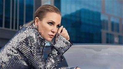 وبينا ميعاد، كيف جمع المسلسل شيرين رضا بوالدها الراحل؟ (صور)