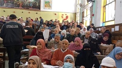 وكيل تعليم الدقهلية يتابع أعمال تصحيح امتحانات الشهادة الإعدادية 