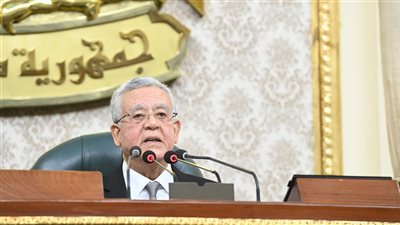 رئيس النواب يمازح الأعضاء: مفيش أفضل من الصيام المتقطع والسهرة الجميلة