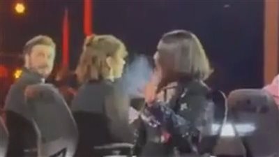 أزمة أصالة، أول رد فعل من الفنانة بشأن صورتها بالسيجارة