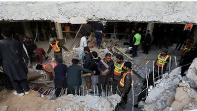 انفجار باكستان، ارتفاع عدد ضحايا انفجار مسجد بيشاور إلى 83 قتيلا