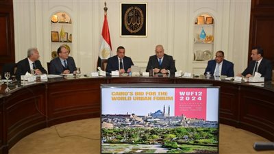 وزيرا الإسكان والتنمية المحلية يستعرضان التحضيرات لاستضافة مصر للمنتدى الحضري العالمي