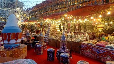 أسواق الدقهلية تبدأ عرض فوانيس رمضان (صور)