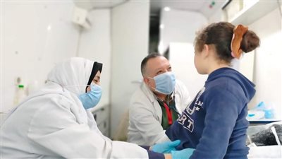 توقيع الكشف الطبي على 123 ألف حالة ضمن 71 قافلة بالمنيا