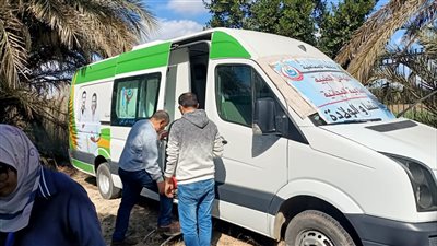 الكشف على 812 حالة ضمن القافلة الطبية المجانية بالقنطرة غرب في الإسماعيلية