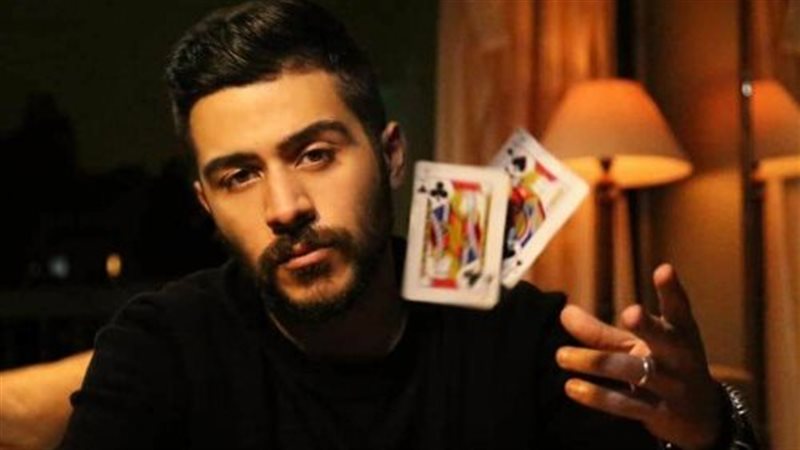 المطرب أحمد كامل،
