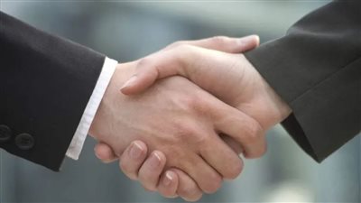 تفسير حلم الصلح في المنام وعلاقته بالأشخاص الحاقدين وخسارة الأموال