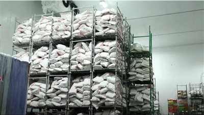 ضربات أمنية للمتلاعبين بالأسواق.. ضبط 181 ألف لتر مواد بترولية و87 طن أرز.. وتحرر 1529 قضية تموينية متنوعة