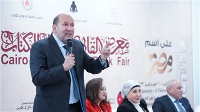 منسق الوطنية للمشروعات الخضراء يستعرض أهم أهداف المبادرة بمعرض الكتاب